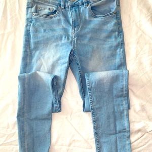 Skinny jeans